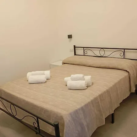 Parole Di Sardegna سان تيودورو