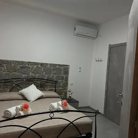 Parole Di Sardegna Affittacamere San Teodoro (Sardinia)