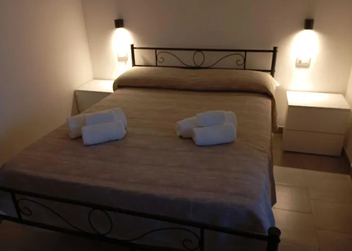 Parole Di Sardegna Сан-Теодоро