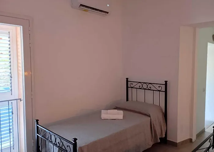 Parole Di Sardegna Сан-Теодоро